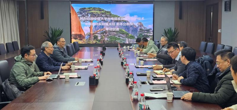 安徽大學(xué)全國(guó)重點(diǎn)實(shí)驗(yàn)室主任俞本立教授一行來(lái)訪(fǎng)裝備集團(tuán)